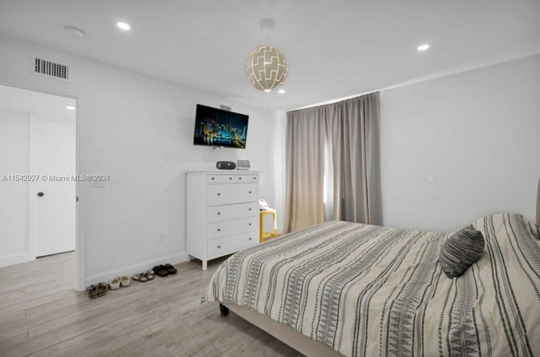 420 NE 90th St 0, El Portal, Florida 33138, 5 Bedrooms Bedrooms, ,3 BathroomsBathrooms,Residentiallease,For Rent,420 NE 90th St 0,A11542927