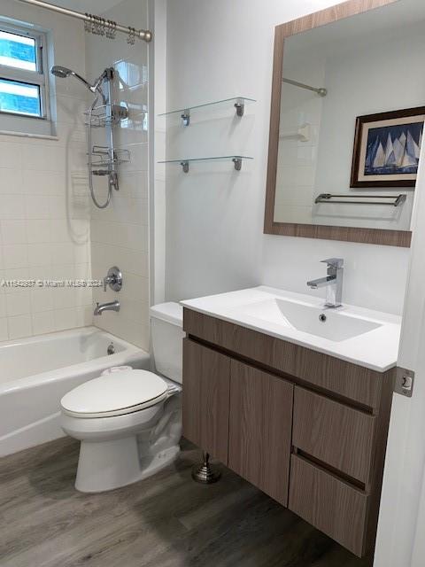185 SE 14th Ter 810, Miami, Florida 33131, 2 Bedrooms Bedrooms, ,2 BathroomsBathrooms,Residentiallease,For Rent,185 SE 14th Ter 810,A11542937