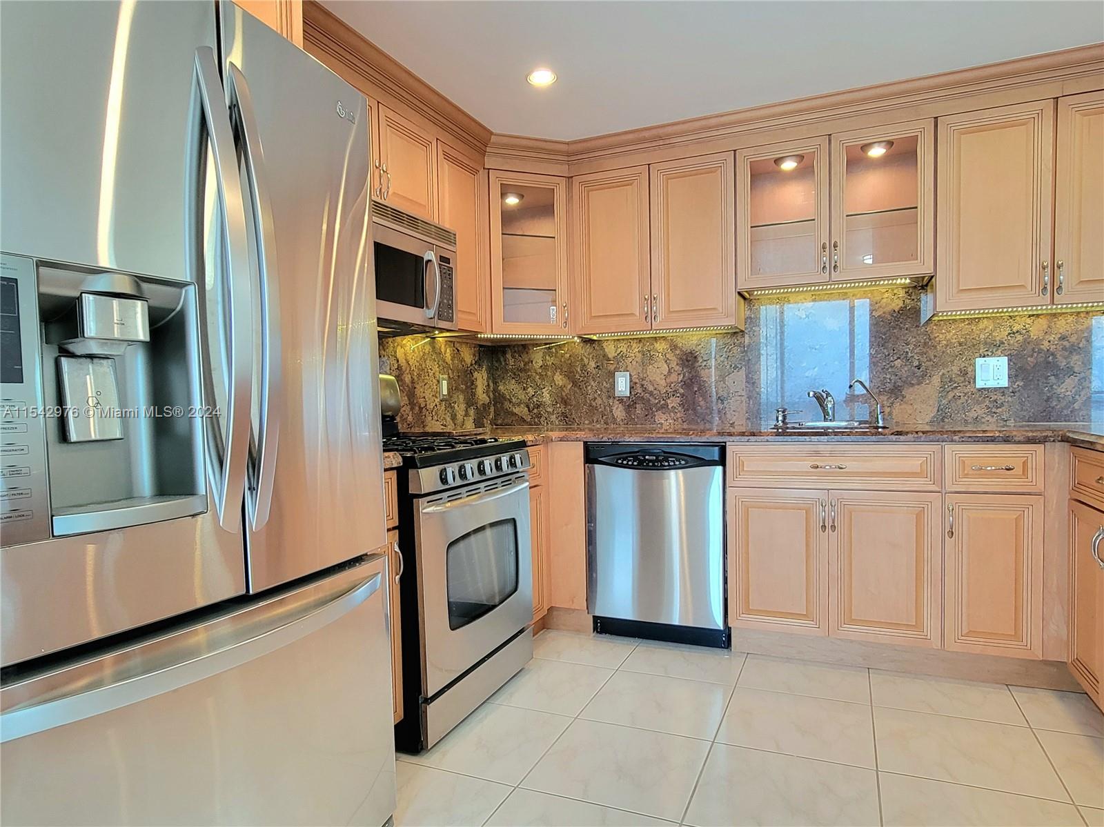 2030 S Ocean Dr 421, Hallandale Beach, Florida 33009, 2 Bedrooms Bedrooms, ,2 BathroomsBathrooms,Residential,For Sale,2030 S Ocean Dr 421,A11542976