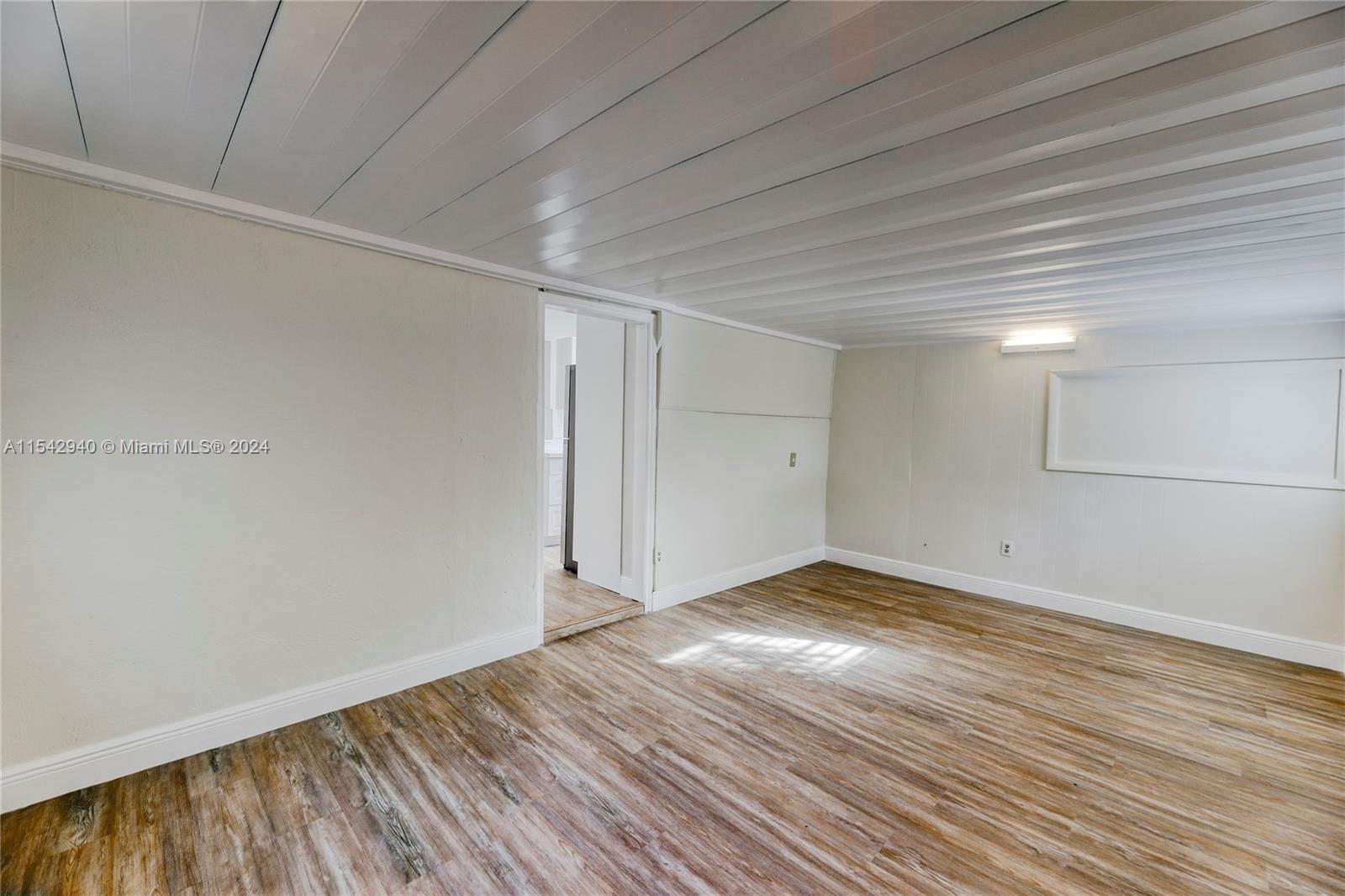 1325 NE 2nd Ave, Fort Lauderdale, FL 33304, 3 Bedrooms Bedrooms, ,1 BathroomBathrooms,Residential,For Sale,2nd Ave,A11542940