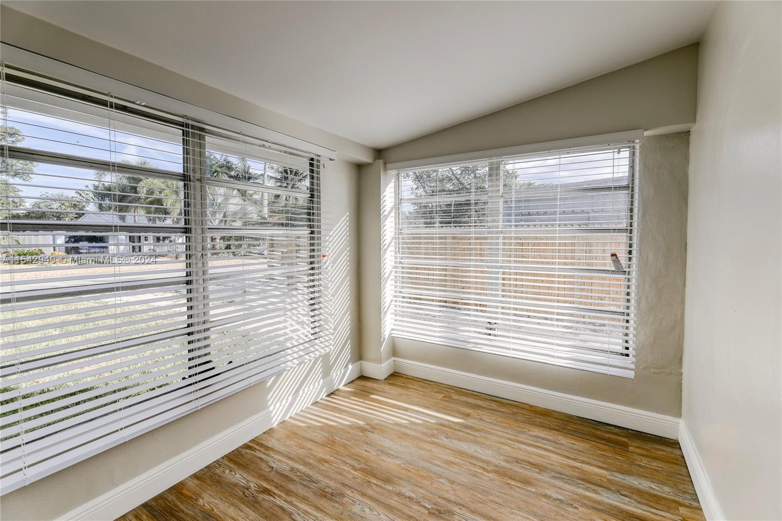 1325 NE 2nd Ave, Fort Lauderdale, FL 33304, 3 Bedrooms Bedrooms, ,1 BathroomBathrooms,Residential,For Sale,2nd Ave,A11542940