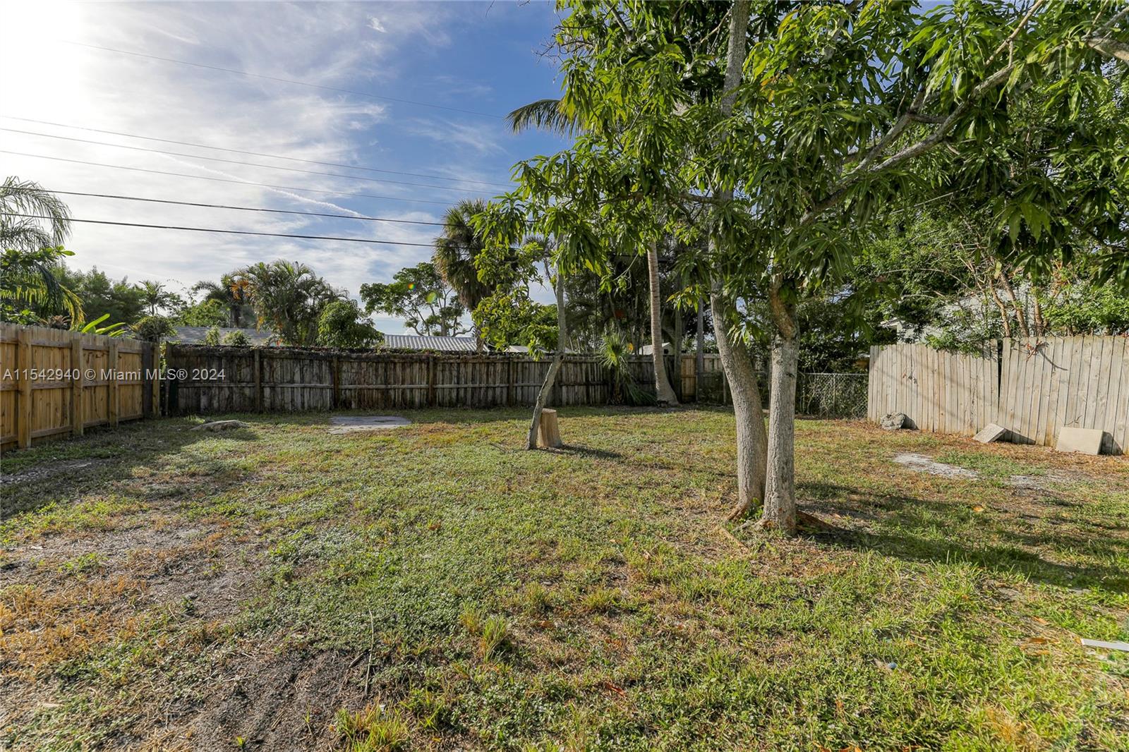 1325 NE 2nd Ave, Fort Lauderdale, FL 33304, 3 Bedrooms Bedrooms, ,1 BathroomBathrooms,Residential,For Sale,2nd Ave,A11542940