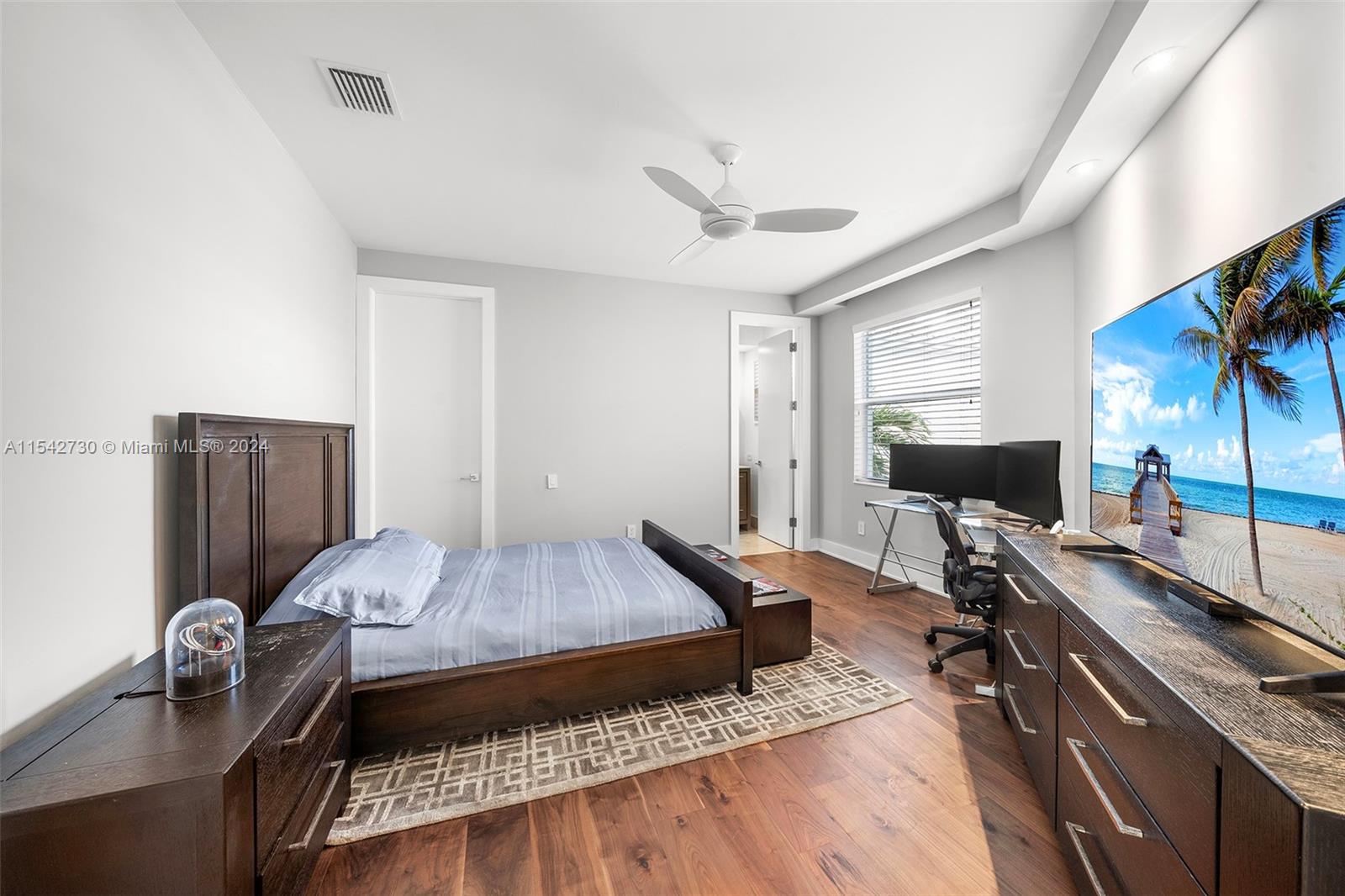 1315 Hatteras Ct, Hollywood, FL, 33019 United States, 6 Bedrooms Bedrooms, ,5 BathroomsBathrooms,Residential,For Sale,Hatteras Ct,A11542730