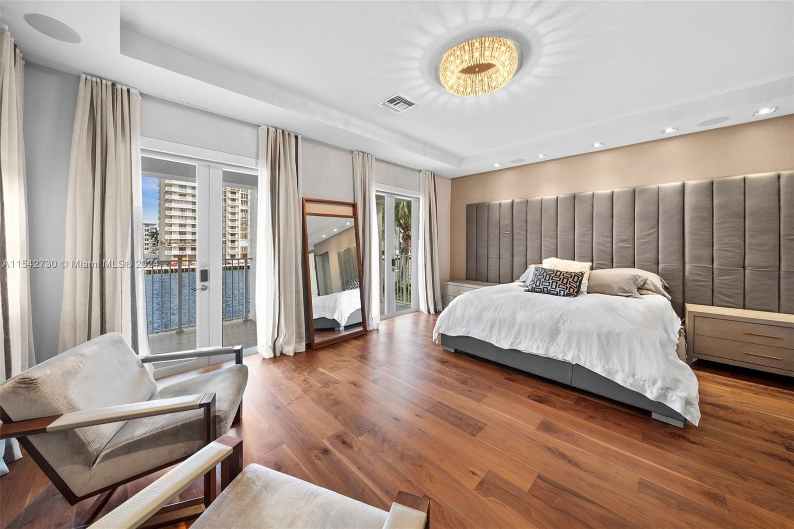 1315 Hatteras Ct, Hollywood, Florida 33019, 6 Bedrooms Bedrooms, ,5 BathroomsBathrooms,Residential,For Sale,1315 Hatteras Ct,A11542730