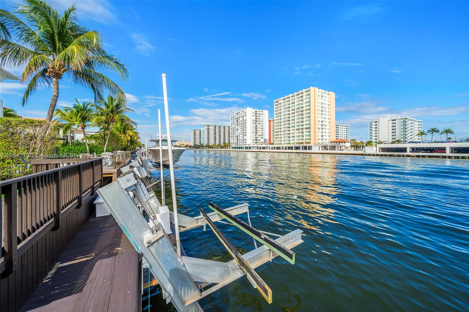 1315 Hatteras Ct, Hollywood, Florida 33019, 6 Bedrooms Bedrooms, ,5 BathroomsBathrooms,Residential,For Sale,1315 Hatteras Ct,A11542730