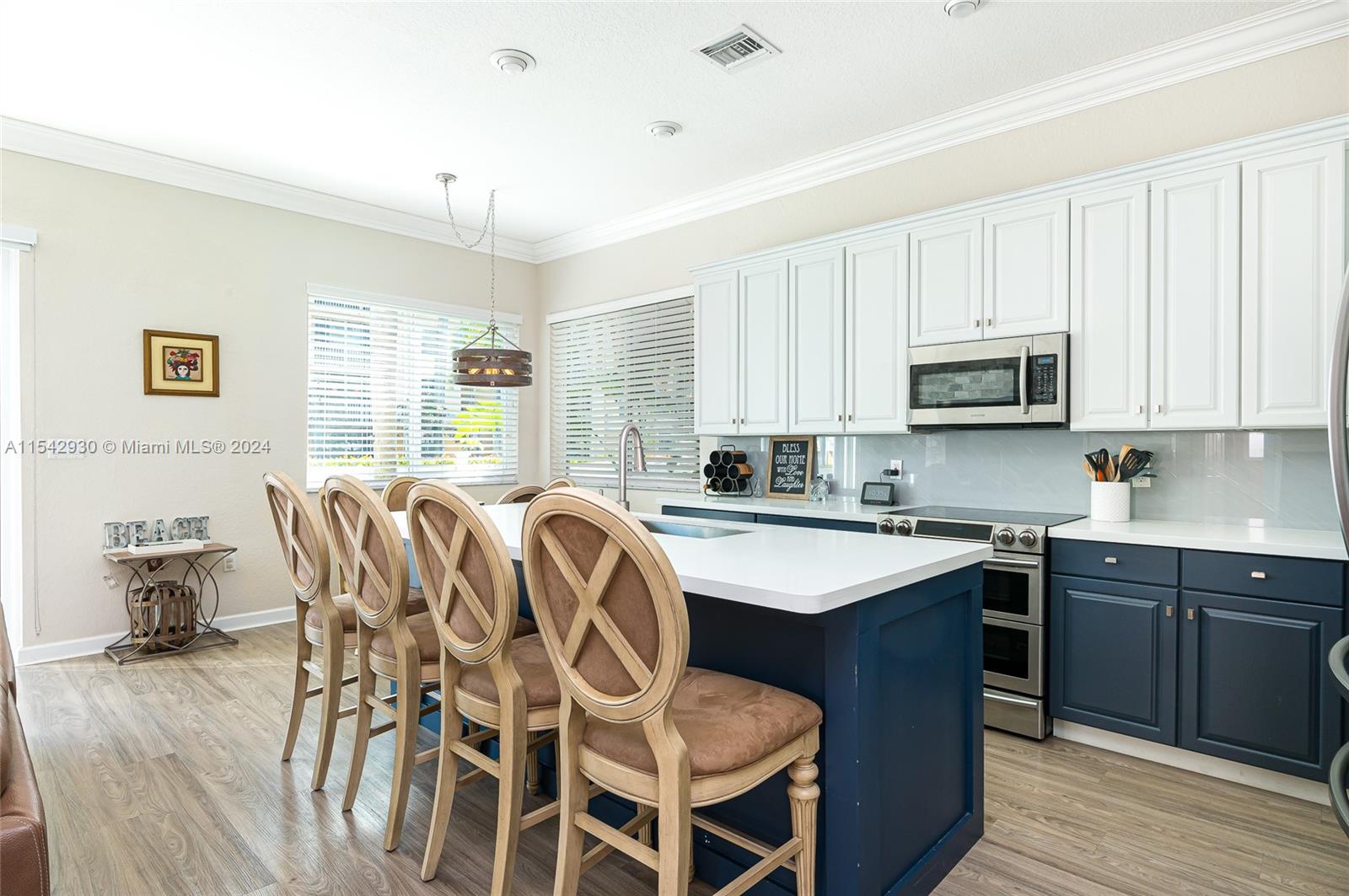 208 SE 15th St, Dania Beach, Florida 33004, 3 Bedrooms Bedrooms, ,3 BathroomsBathrooms,Residential,For Sale,208 SE 15th St,A11542930