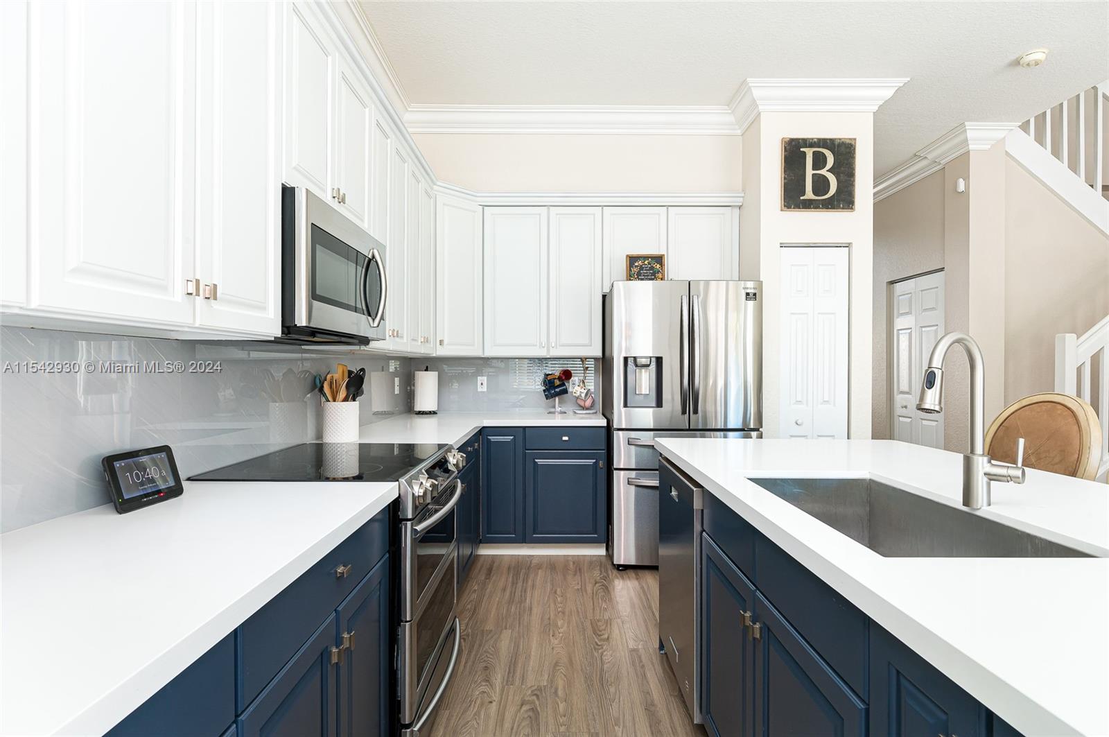 208 SE 15th St, Dania Beach, Florida 33004, 3 Bedrooms Bedrooms, ,3 BathroomsBathrooms,Residential,For Sale,208 SE 15th St,A11542930