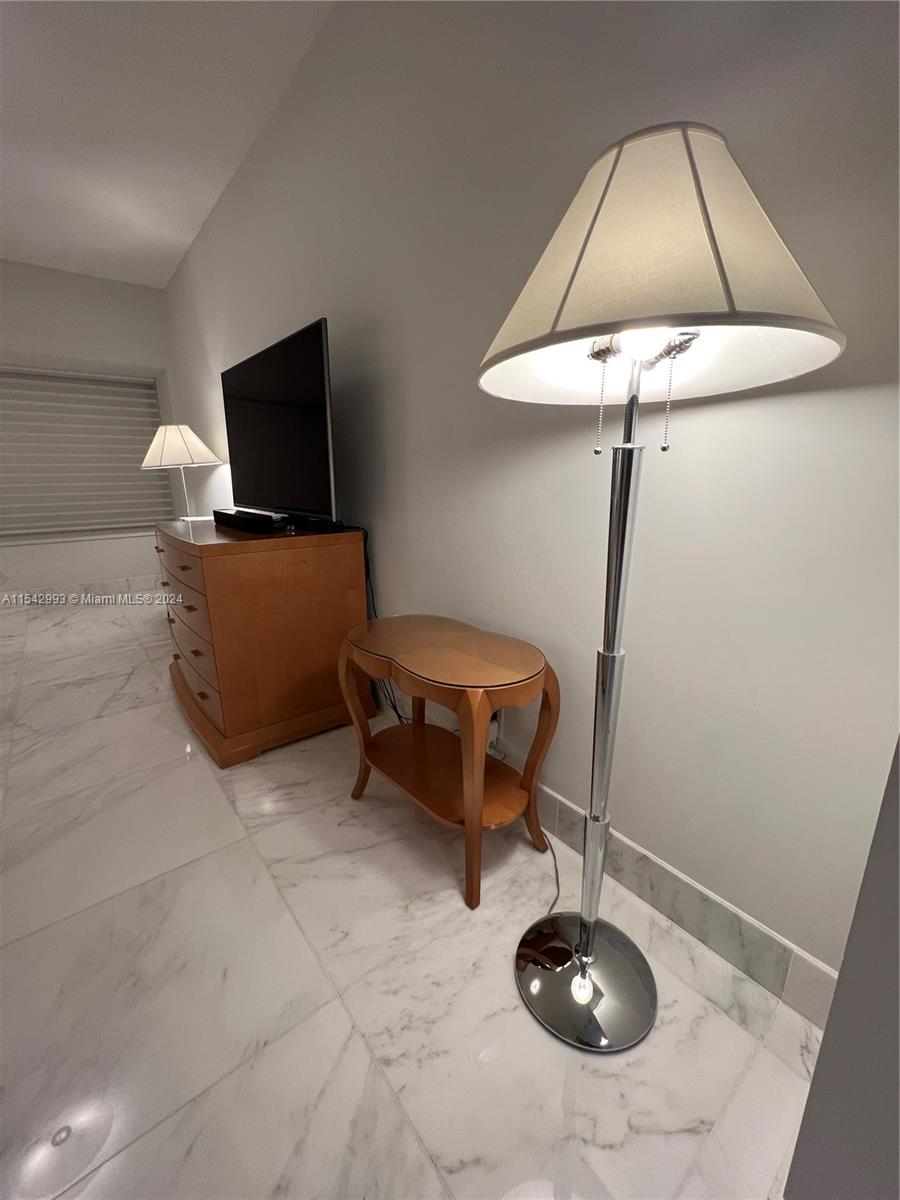 1435 Brickell Ave 3307, Miami, Florida 33131, 2 Bedrooms Bedrooms, ,2 BathroomsBathrooms,Residentiallease,For Rent,1435 Brickell Ave 3307,A11542993