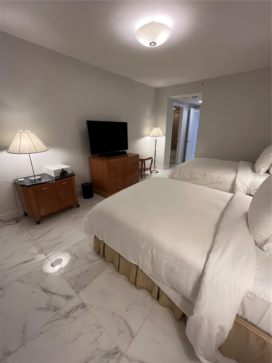1435 Brickell Ave 3307, Miami, Florida 33131, 2 Bedrooms Bedrooms, ,2 BathroomsBathrooms,Residentiallease,For Rent,1435 Brickell Ave 3307,A11542993