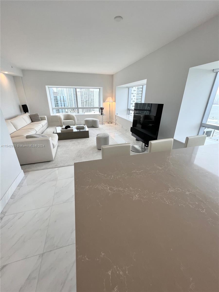 1435 Brickell Ave 3307, Miami, Florida 33131, 2 Bedrooms Bedrooms, ,2 BathroomsBathrooms,Residentiallease,For Rent,1435 Brickell Ave 3307,A11542993