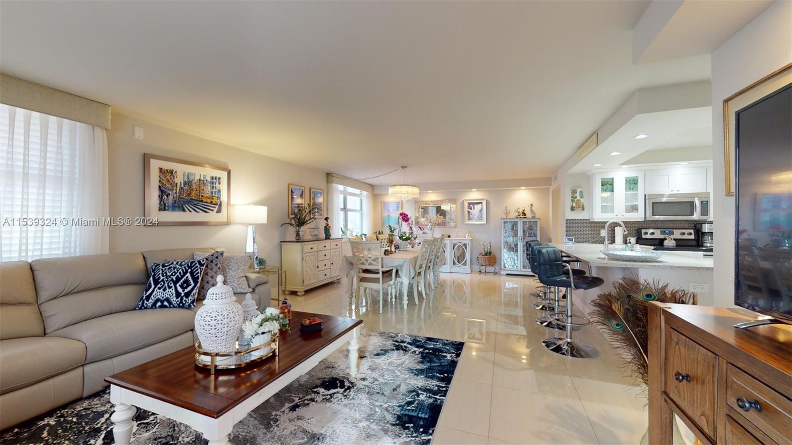 1920 S Ocean Dr 4D, Hallandale Beach, Florida 33009, 3 Bedrooms Bedrooms, ,2 BathroomsBathrooms,Residential,For Sale,1920 S Ocean Dr 4D,A11539324