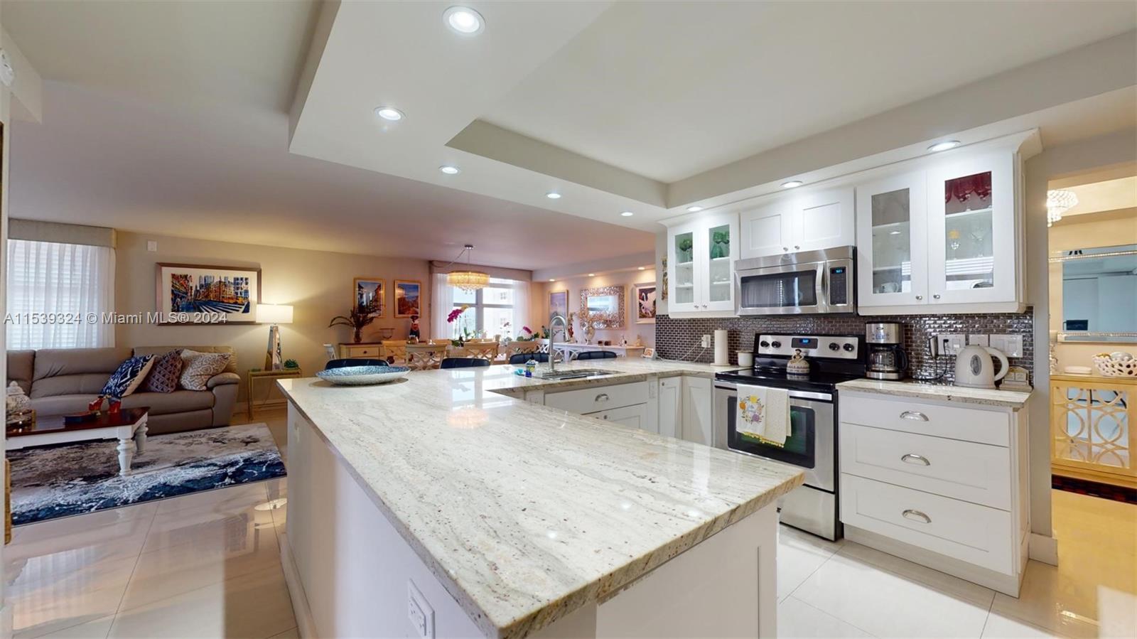 1920 S Ocean Dr 4D, Hallandale Beach, Florida 33009, 3 Bedrooms Bedrooms, ,2 BathroomsBathrooms,Residential,For Sale,1920 S Ocean Dr 4D,A11539324