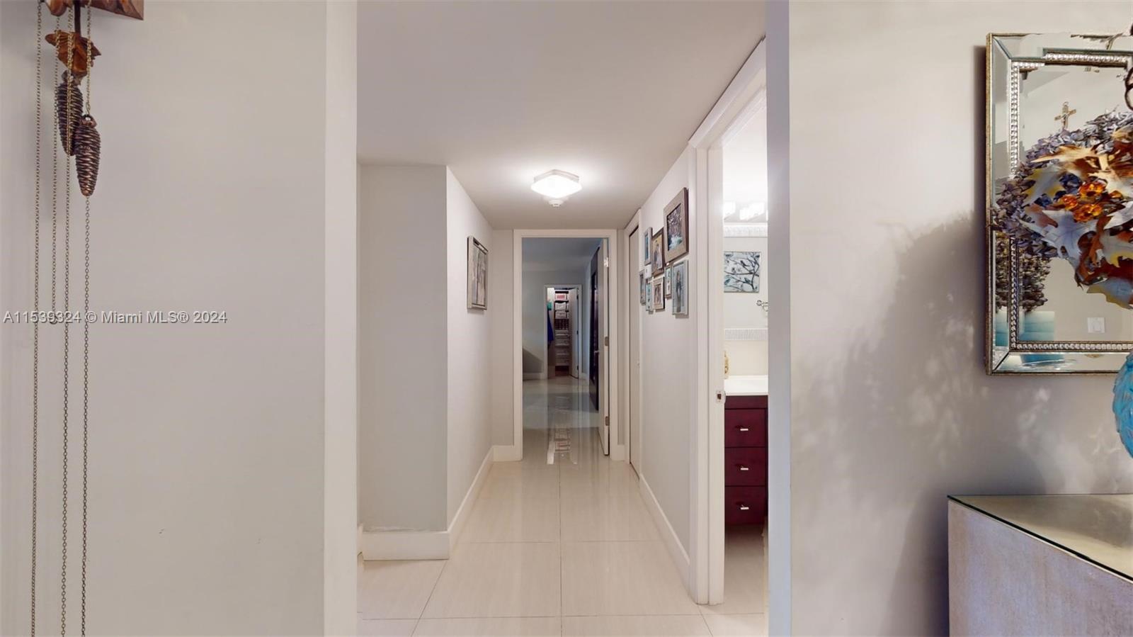 1920 S Ocean Dr 4D, Hallandale Beach, Florida 33009, 3 Bedrooms Bedrooms, ,2 BathroomsBathrooms,Residential,For Sale,1920 S Ocean Dr 4D,A11539324