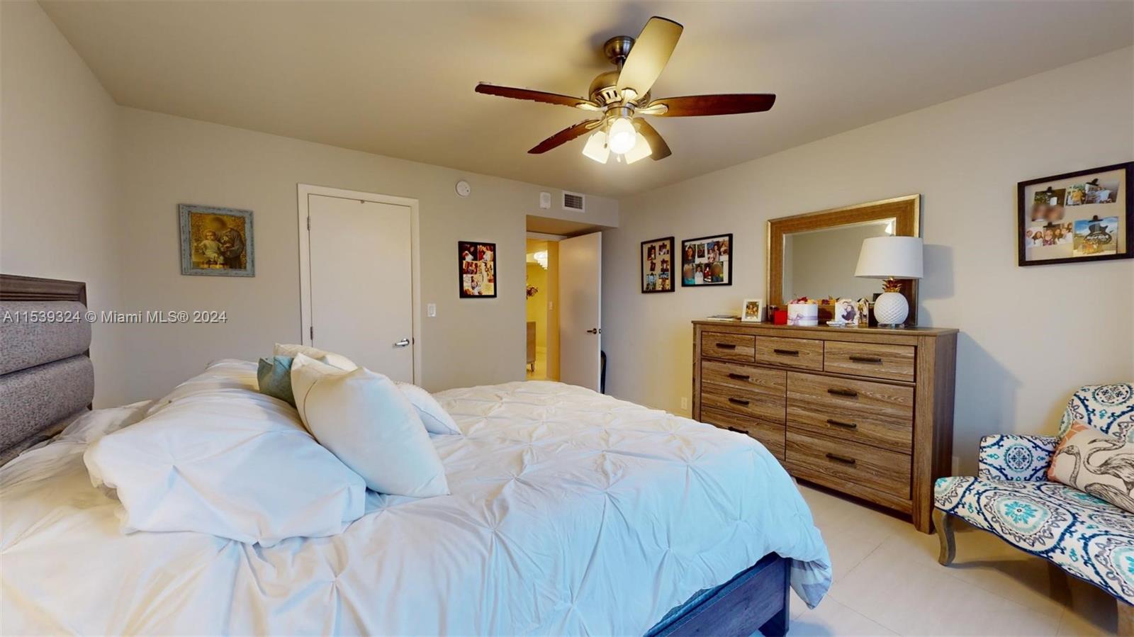 1920 S Ocean Dr 4D, Hallandale Beach, Florida 33009, 3 Bedrooms Bedrooms, ,2 BathroomsBathrooms,Residential,For Sale,1920 S Ocean Dr 4D,A11539324