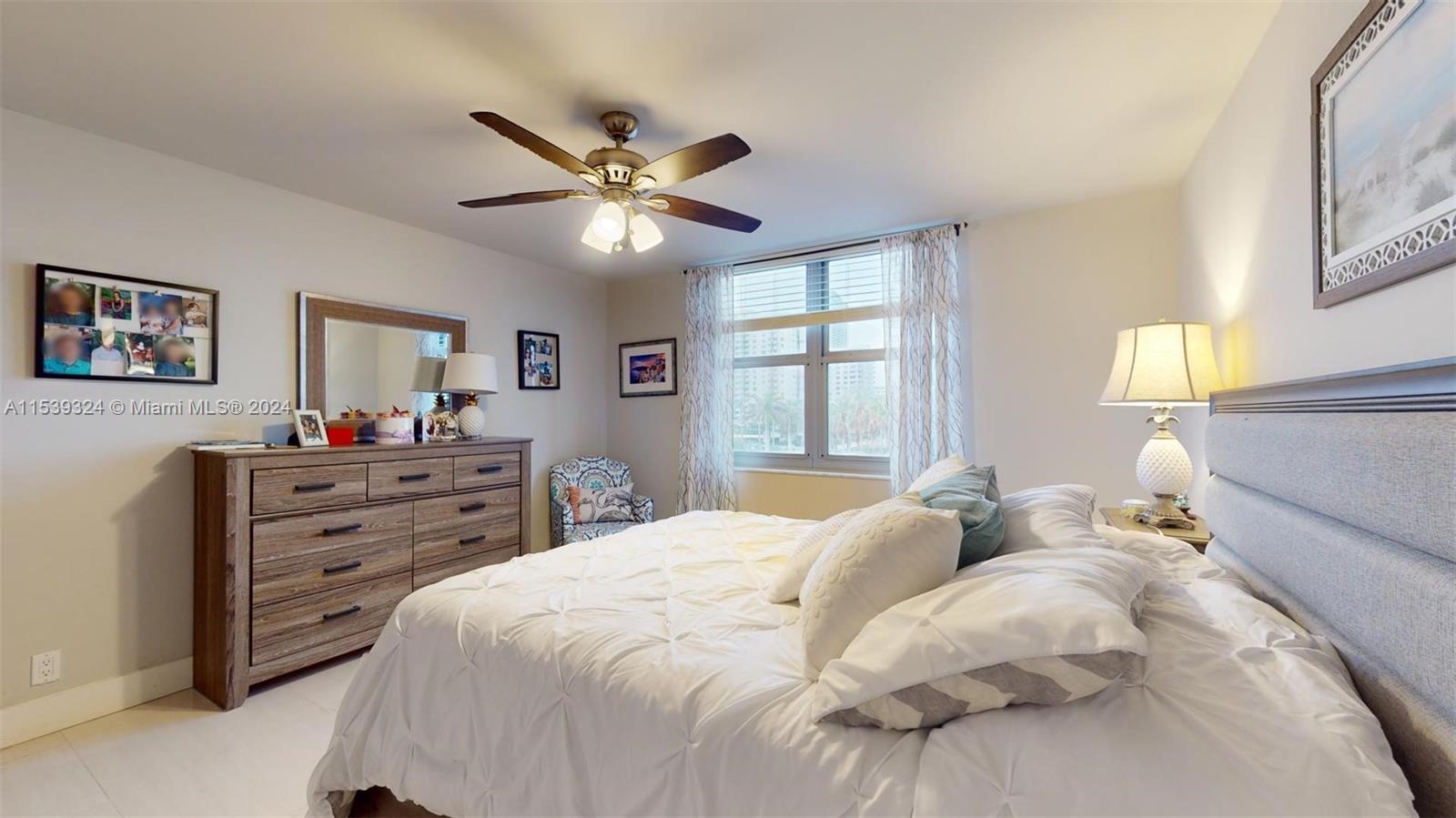 1920 S Ocean Dr 4D, Hallandale Beach, Florida 33009, 3 Bedrooms Bedrooms, ,2 BathroomsBathrooms,Residential,For Sale,1920 S Ocean Dr 4D,A11539324