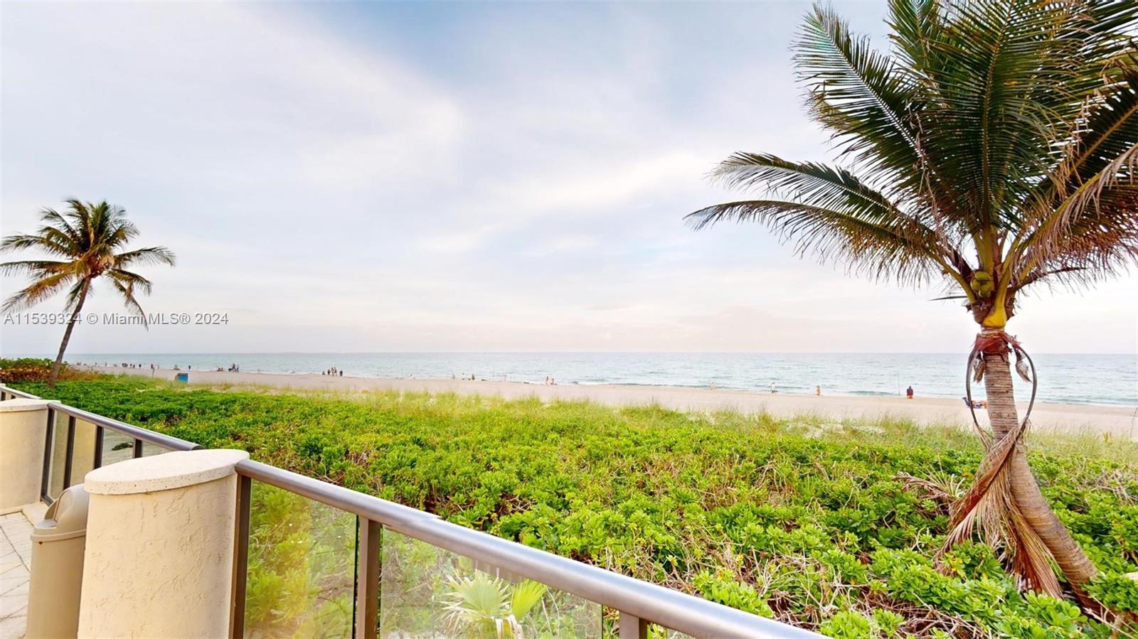 1920 S Ocean Dr 4D, Hallandale Beach, Florida 33009, 3 Bedrooms Bedrooms, ,2 BathroomsBathrooms,Residential,For Sale,1920 S Ocean Dr 4D,A11539324