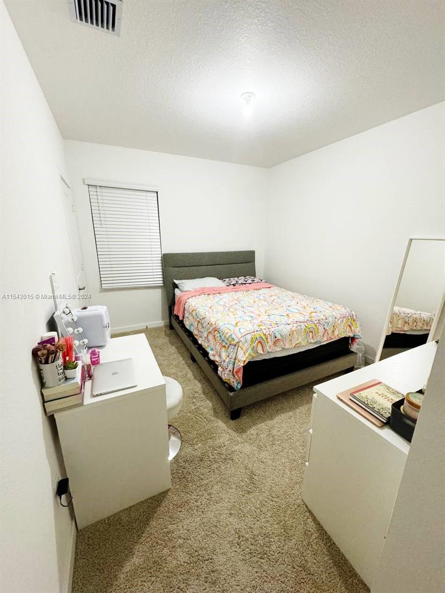 848 SE 17th St 0, Homestead, Florida 33034, 4 Bedrooms Bedrooms, ,3 BathroomsBathrooms,Residentiallease,For Rent,848 SE 17th St 0,A11543015