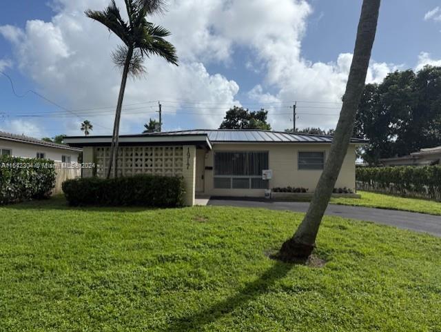 1917 N 42nd Ave, Hollywood, Florida 33021, 3 Bedrooms Bedrooms, ,2 BathroomsBathrooms,Residential,For Sale,1917 N 42nd Ave,A11542304