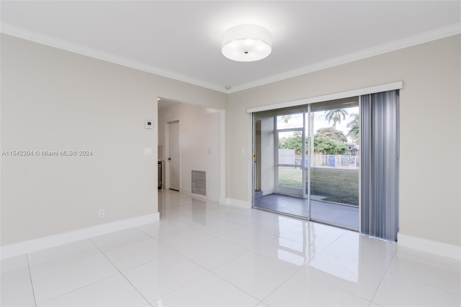 1917 N 42nd Ave, Hollywood, Florida 33021, 3 Bedrooms Bedrooms, ,2 BathroomsBathrooms,Residential,For Sale,1917 N 42nd Ave,A11542304