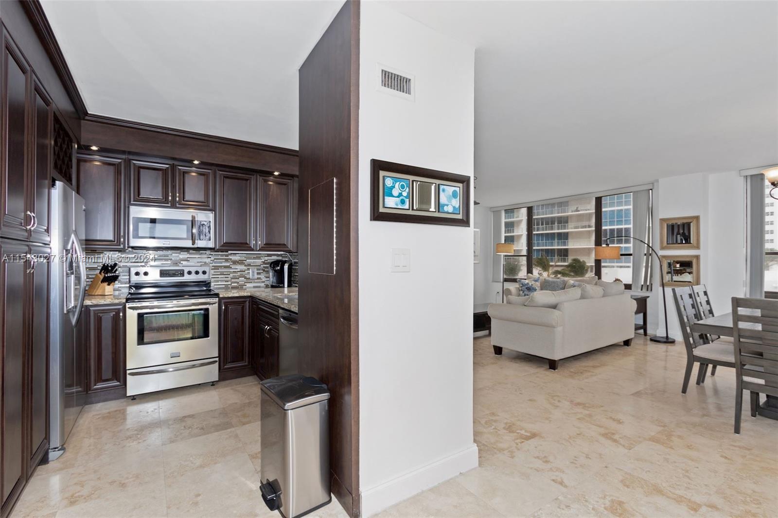 3505 S Ocean Dr 412, Hollywood, Florida 33019, 2 Bedrooms Bedrooms, ,2 BathroomsBathrooms,Residential,For Sale,3505 S Ocean Dr 412,A11543027