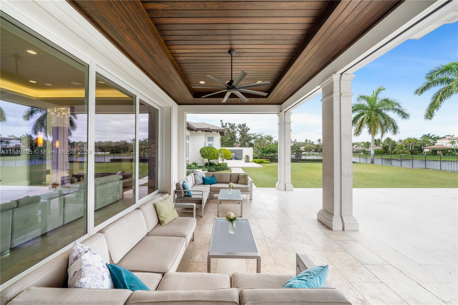3185 S Willow Ln, Weston, Florida 33331, 5 Bedrooms Bedrooms, ,4 BathroomsBathrooms,Residential,For Sale,3185 S Willow Ln,A11539195