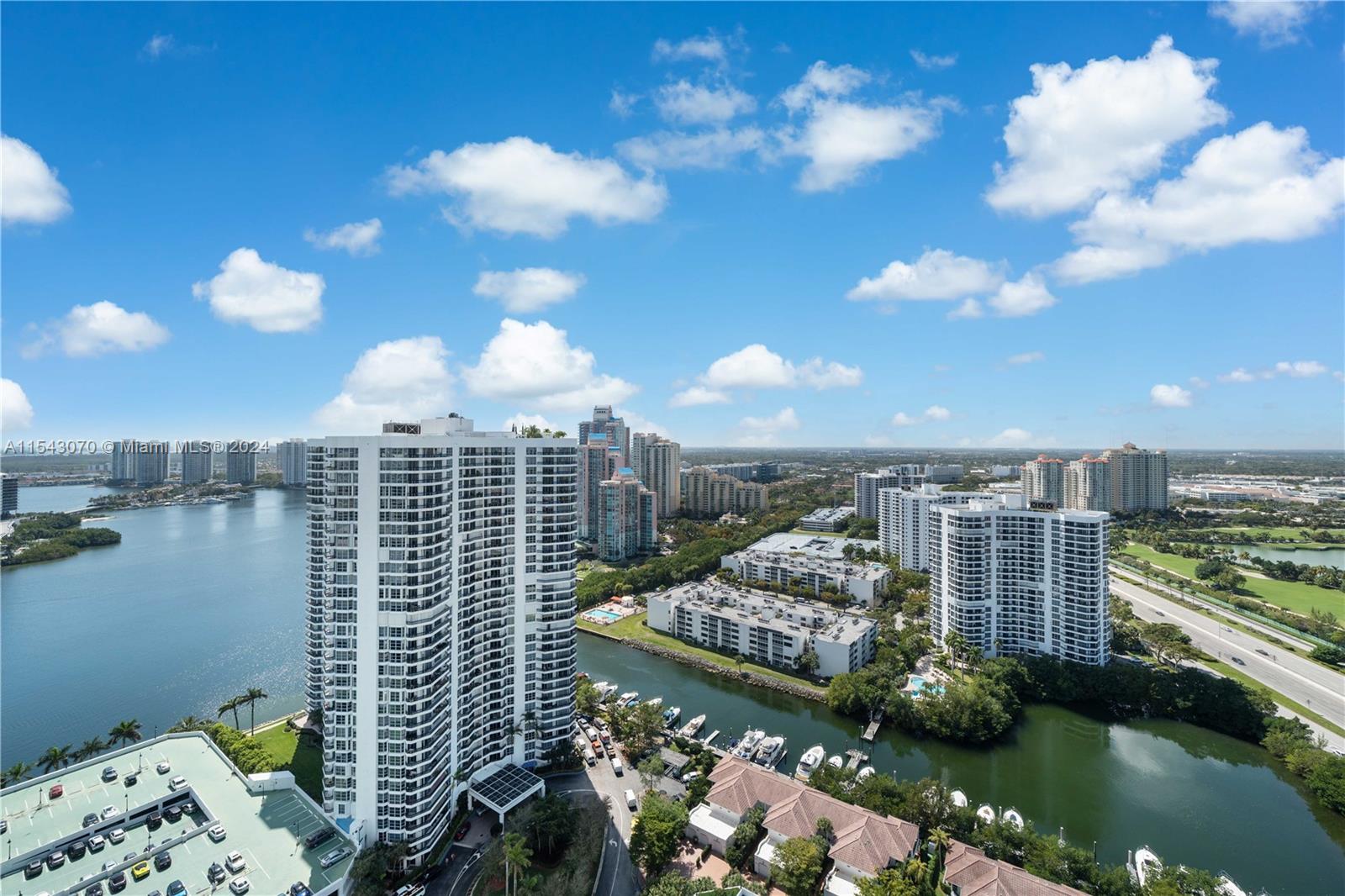 3500 Mystic Pointe Dr 3502, Aventura, Florida 33180, 2 Bedrooms Bedrooms, ,2 BathroomsBathrooms,Residential,For Sale,3500 Mystic Pointe Dr 3502,A11543070