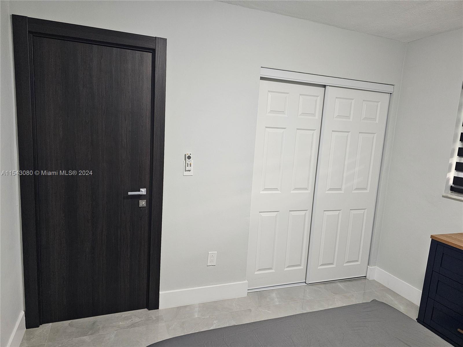 Hollywood, Florida 33020, 2 Bedrooms Bedrooms, ,1 BathroomBathrooms,Residentiallease,For Rent,A11543080