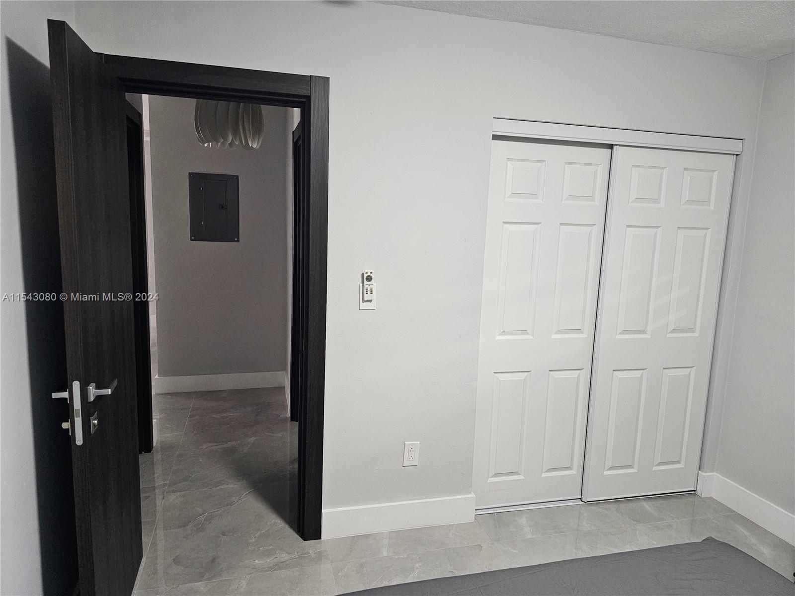 Hollywood, Florida 33020, 2 Bedrooms Bedrooms, ,1 BathroomBathrooms,Residentiallease,For Rent,A11543080