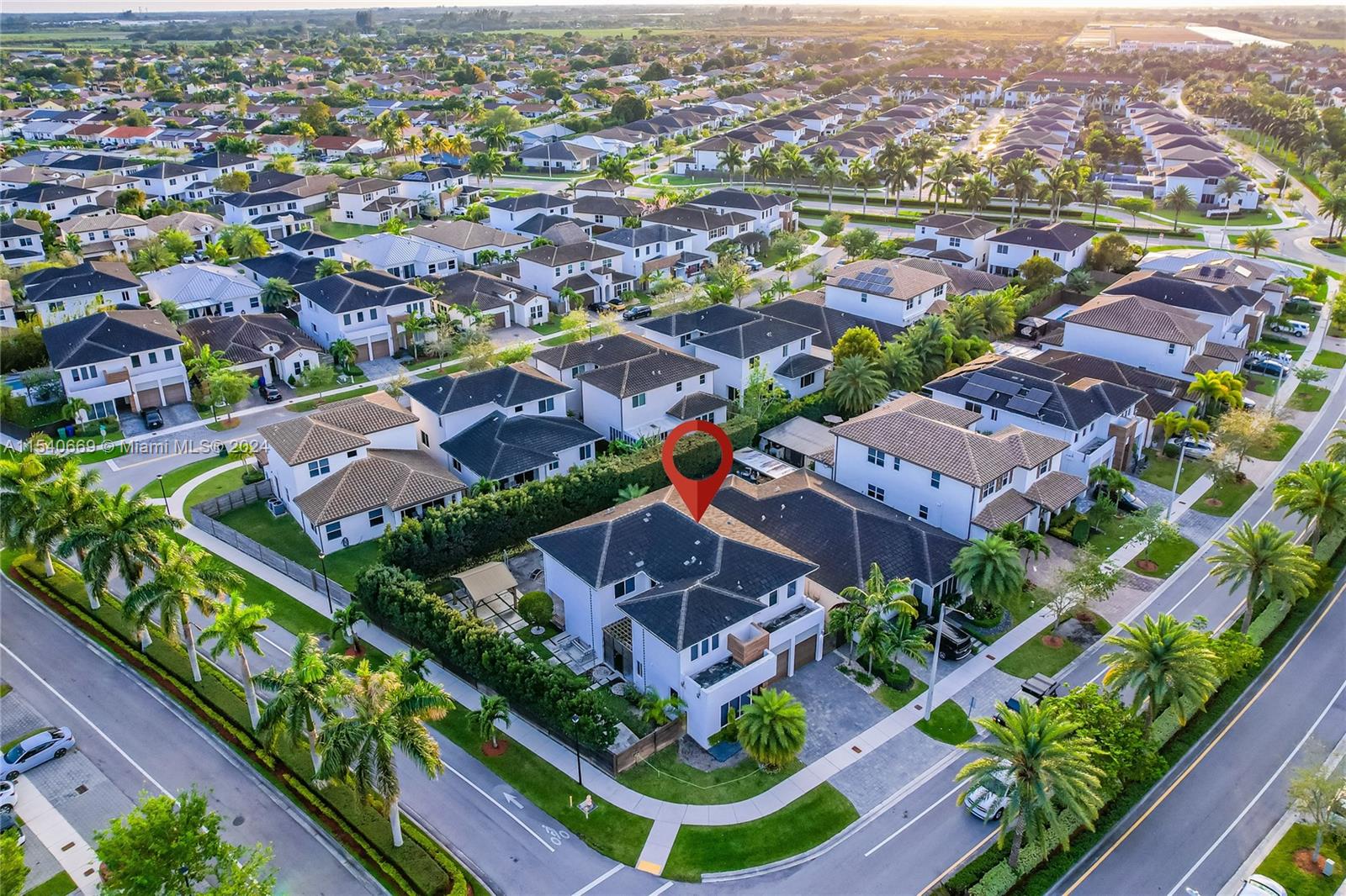 15018 SW 176th St 0, Miami, Florida 33187, 5 Bedrooms Bedrooms, ,4 BathroomsBathrooms,Residentiallease,For Rent,15018 SW 176th St 0,A11540669