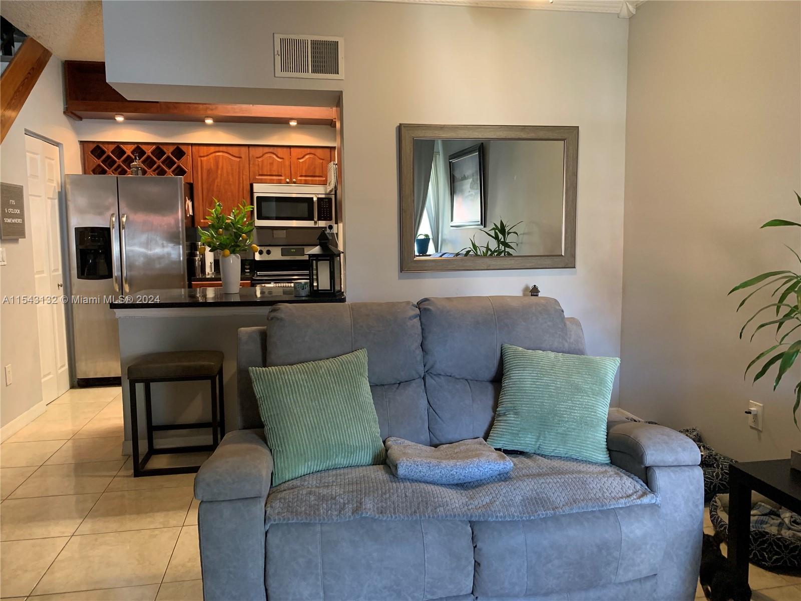 18356 NW 68th Ave A, Hialeah, Florida 33015, 1 Bedroom Bedrooms, ,1 BathroomBathrooms,Residentiallease,For Rent,18356 NW 68th Ave A,A11543132