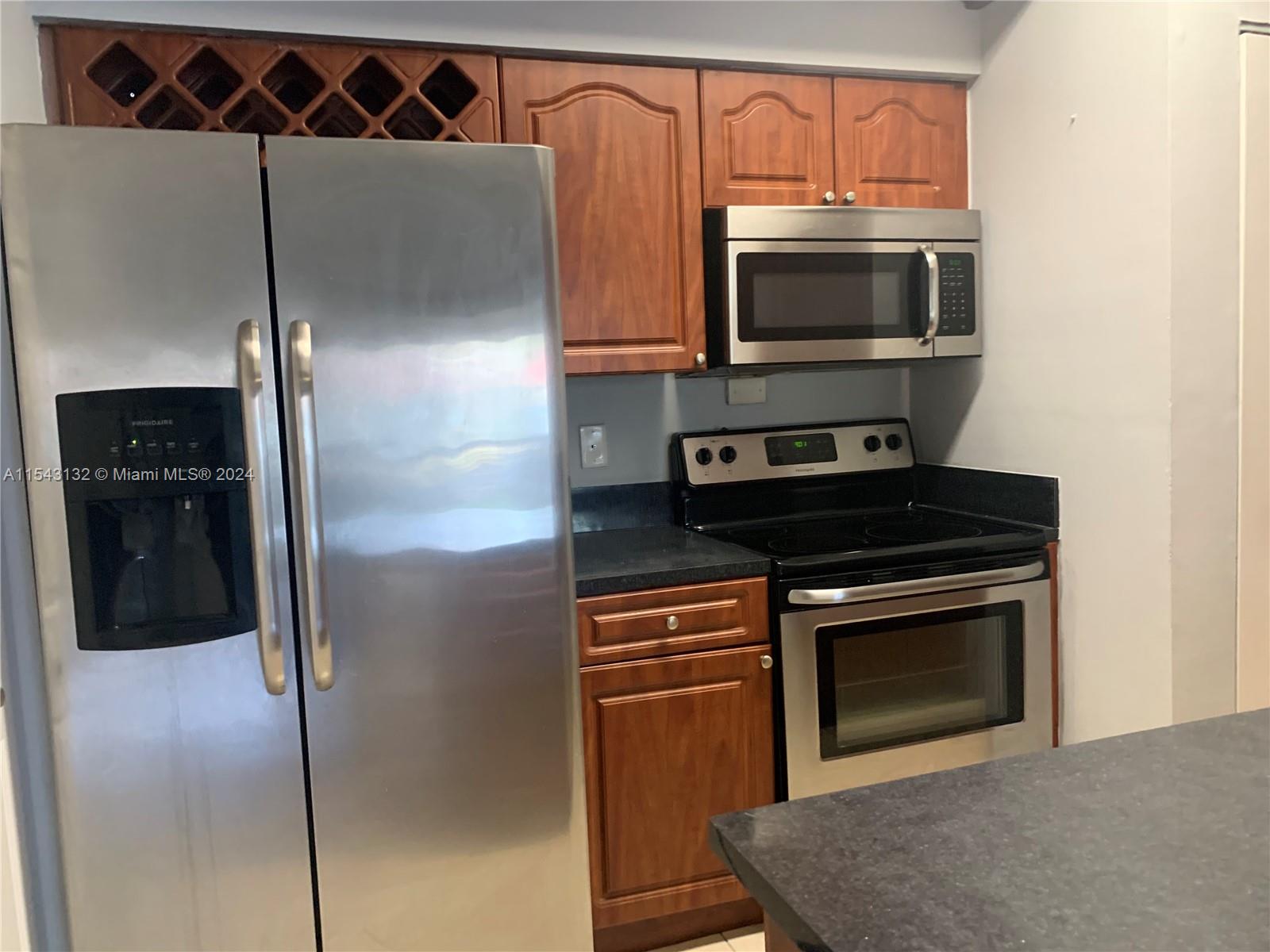 18356 NW 68th Ave A, Hialeah, Florida 33015, 1 Bedroom Bedrooms, ,1 BathroomBathrooms,Residentiallease,For Rent,18356 NW 68th Ave A,A11543132