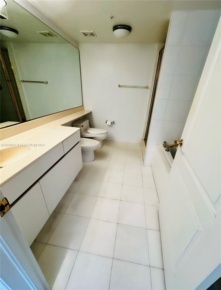 1900 Sunset Harbour Dr 815, Miami Beach, Florida 33139, 2 Bedrooms Bedrooms, ,2 BathroomsBathrooms,Residential,For Sale,1900 Sunset Harbour Dr 815,A11539341