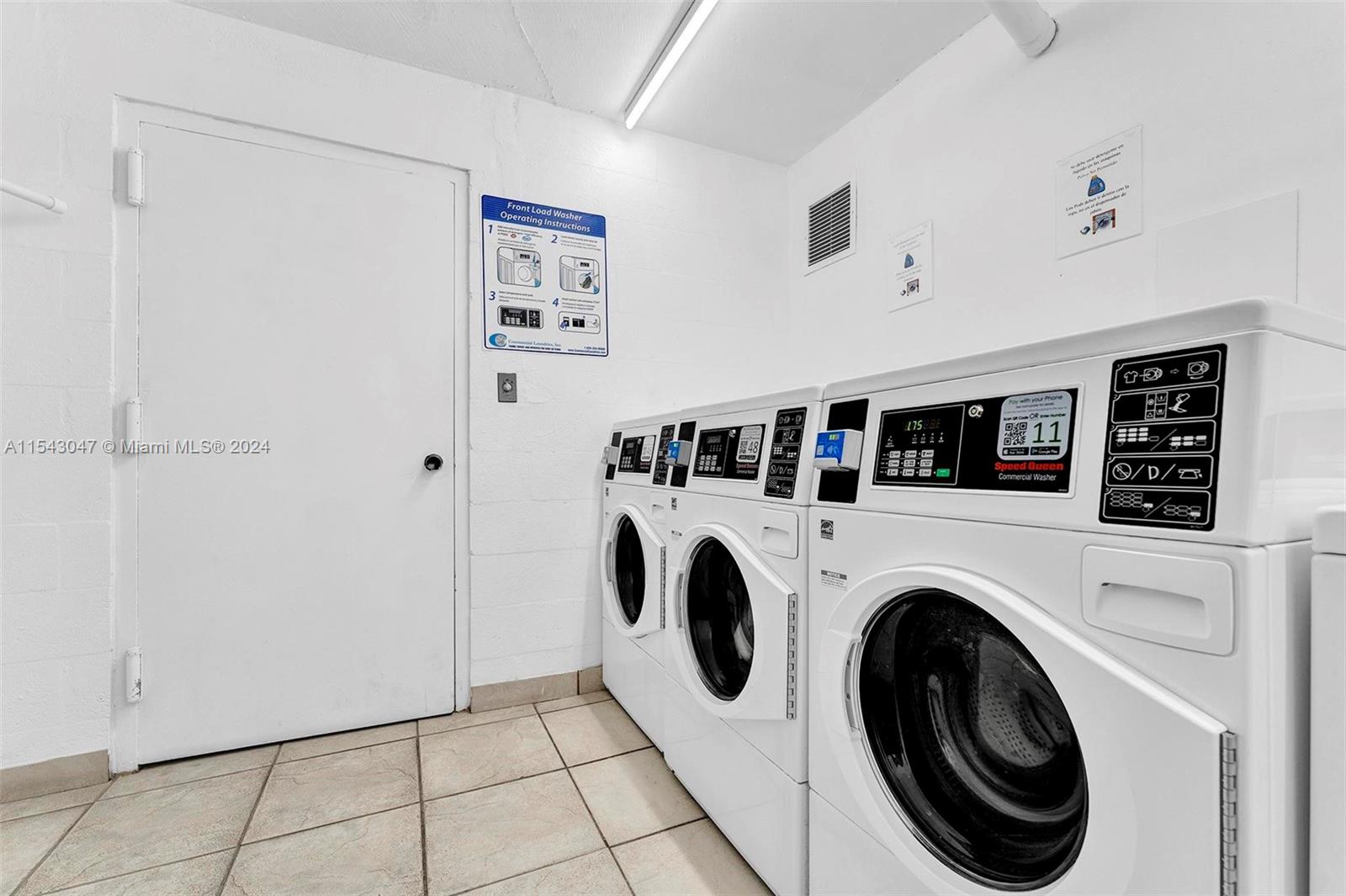 1000 Parkview Dr 615, Hallandale Beach, Florida 33009, 2 Bedrooms Bedrooms, ,2 BathroomsBathrooms,Residential,For Sale,1000 Parkview Dr 615,A11543047