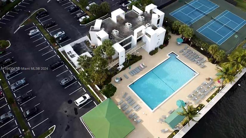 1000 Parkview Dr 615, Hallandale Beach, Florida 33009, 2 Bedrooms Bedrooms, ,2 BathroomsBathrooms,Residential,For Sale,1000 Parkview Dr 615,A11543047