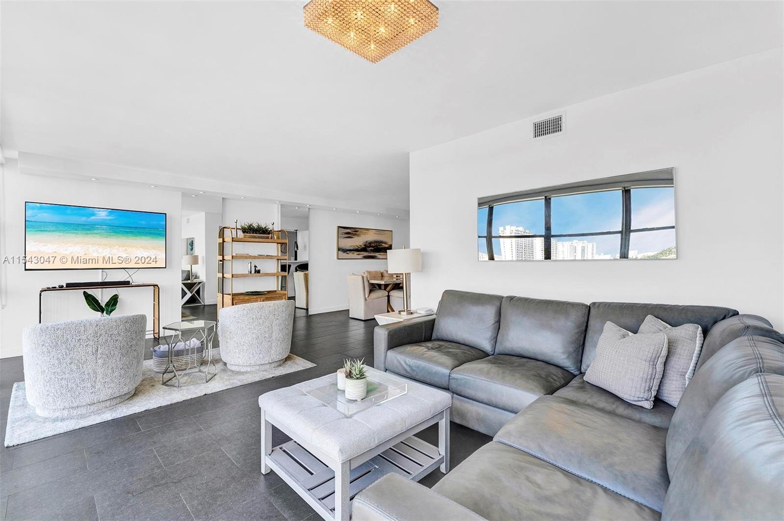 1000 Parkview Dr 615, Hallandale Beach, Florida 33009, 2 Bedrooms Bedrooms, ,2 BathroomsBathrooms,Residential,For Sale,1000 Parkview Dr 615,A11543047