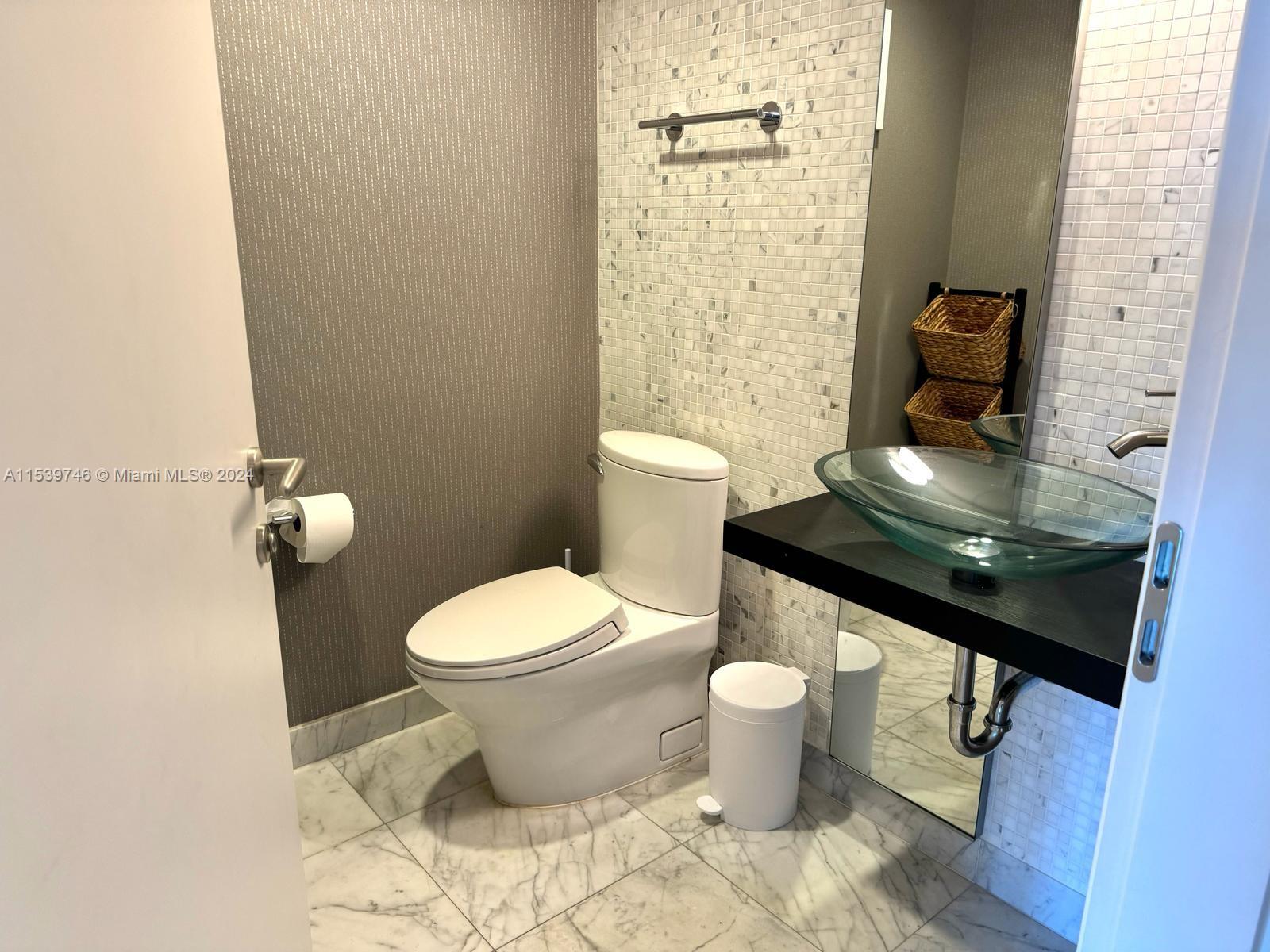 200 Biscayne Boulevard Way 3211, Miami, Florida 33131, 1 Bedroom Bedrooms, ,1 BathroomBathrooms,Residentiallease,For Rent,200 Biscayne Boulevard Way 3211,A11539746