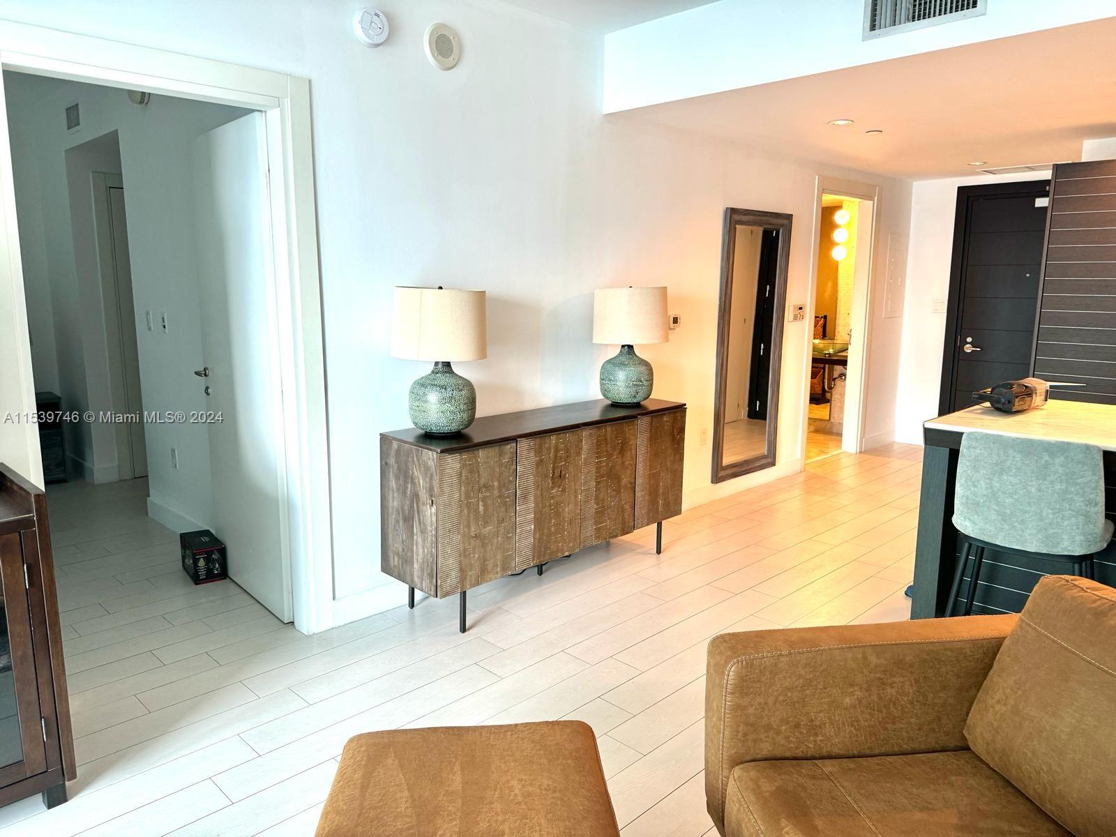 200 Biscayne Boulevard Way 3211, Miami, Florida 33131, 1 Bedroom Bedrooms, ,1 BathroomBathrooms,Residentiallease,For Rent,200 Biscayne Boulevard Way 3211,A11539746