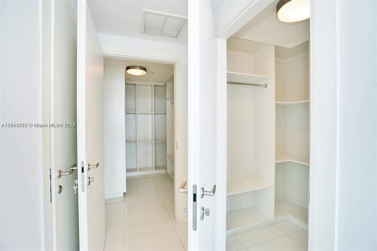 200 Biscayne Boulevard Way 3603, Miami, Florida 33131, 2 Bedrooms Bedrooms, ,2 BathroomsBathrooms,Residentiallease,For Rent,200 Biscayne Boulevard Way 3603,A11543172