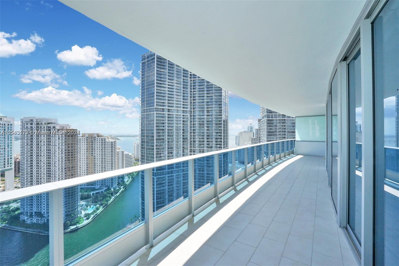 200 Biscayne Boulevard Way 3603, Miami, Florida 33131, 2 Bedrooms Bedrooms, ,2 BathroomsBathrooms,Residentiallease,For Rent,200 Biscayne Boulevard Way 3603,A11543172