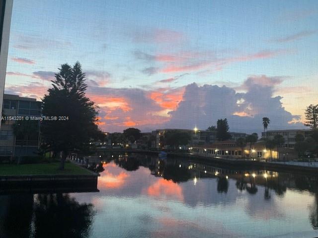 2775 Taft St 201, Hollywood, Florida 33020, 2 Bedrooms Bedrooms, ,1 BathroomBathrooms,Residential,For Sale,2775 Taft St 201,A11543201