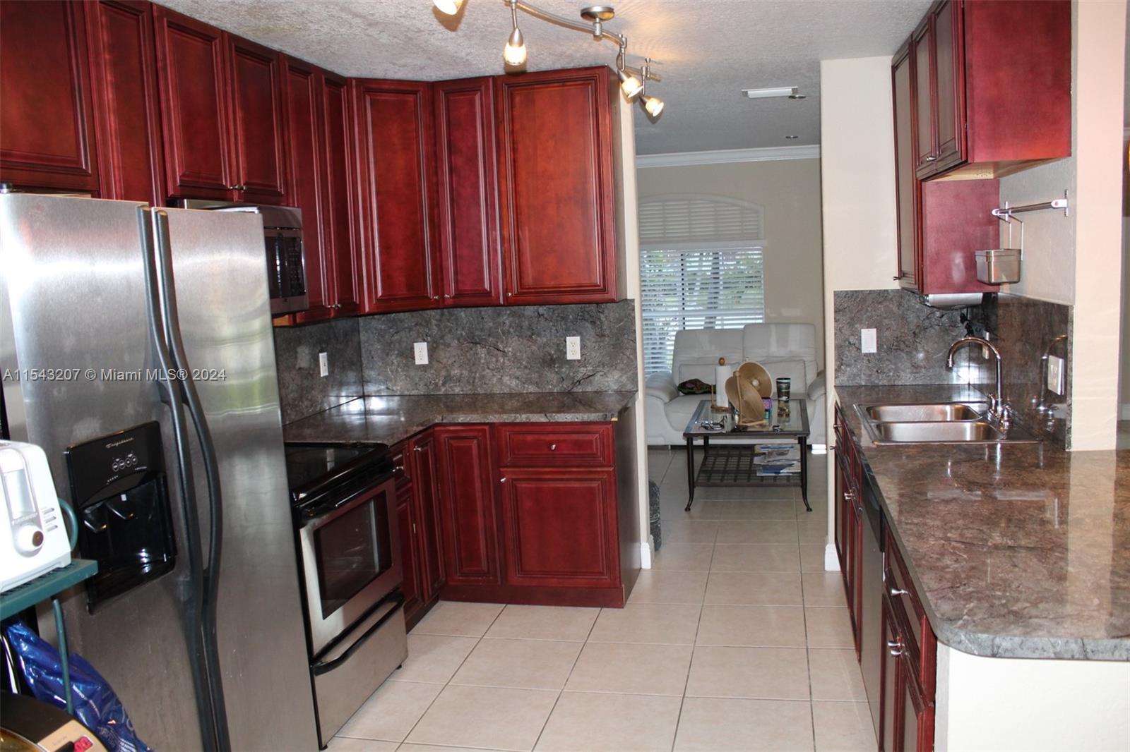 25352 SW 122nd Ct, Homestead, Florida 33032, 5 Bedrooms Bedrooms, ,3 BathroomsBathrooms,Residentiallease,For Rent,25352 SW 122nd Ct,A11543207