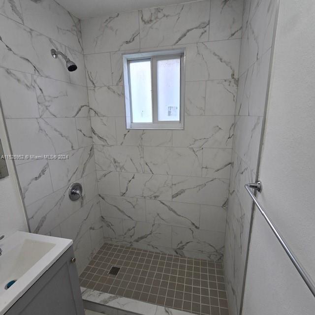 535 NW 7th St 12, Miami, Florida 33136, 2 Bedrooms Bedrooms, ,1 BathroomBathrooms,Residentiallease,For Rent,535 NW 7th St 12,A11525952
