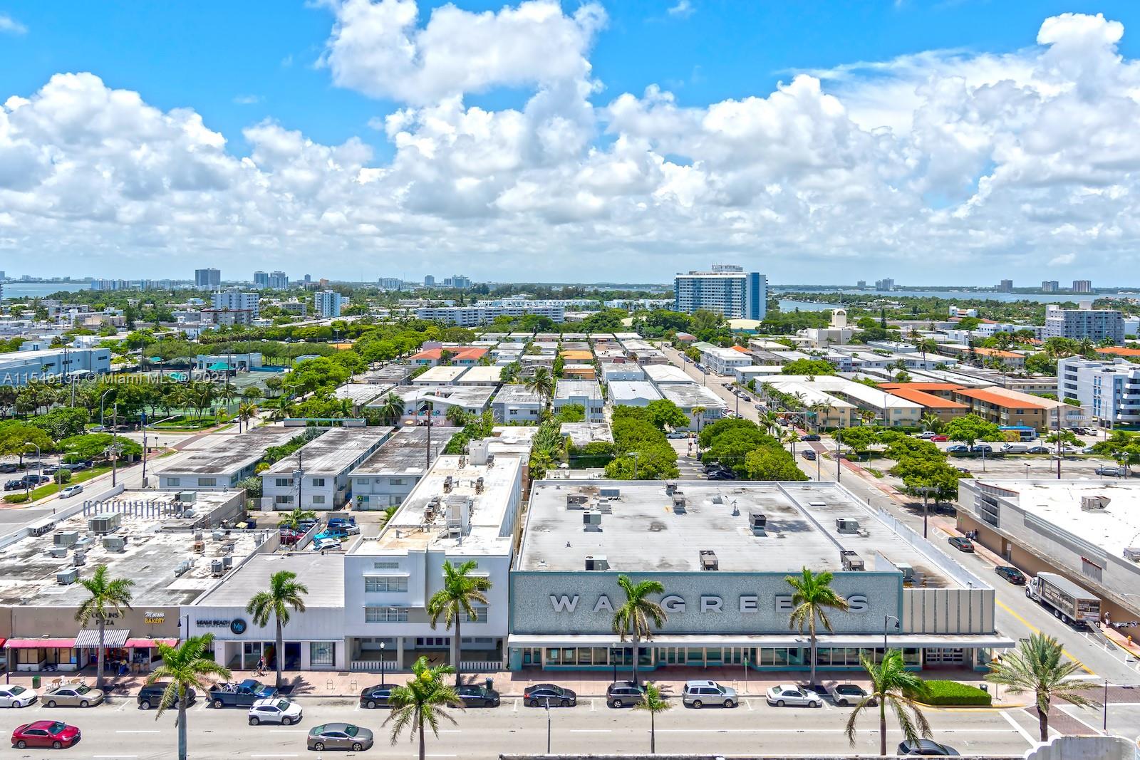 7330 Ocean Ter 15-C, Miami Beach, Florida 33141, 2 Bedrooms Bedrooms, ,2 BathroomsBathrooms,Residential,For Sale,7330 Ocean Ter 15-C,A11543134