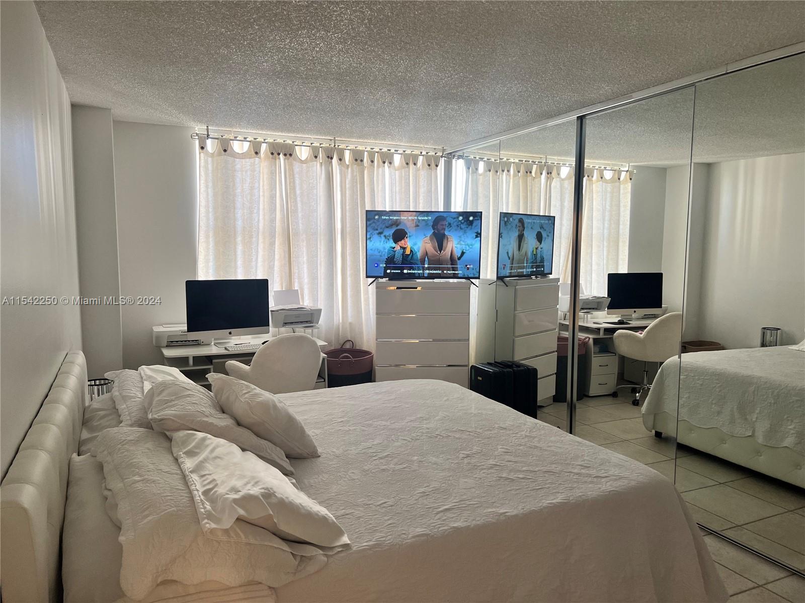 18151 31st Ct, Aventura, FL, 33160 United States, 2 Bedrooms Bedrooms, ,2 BathroomsBathrooms,Residential,For Sale,31st Ct,A11542250