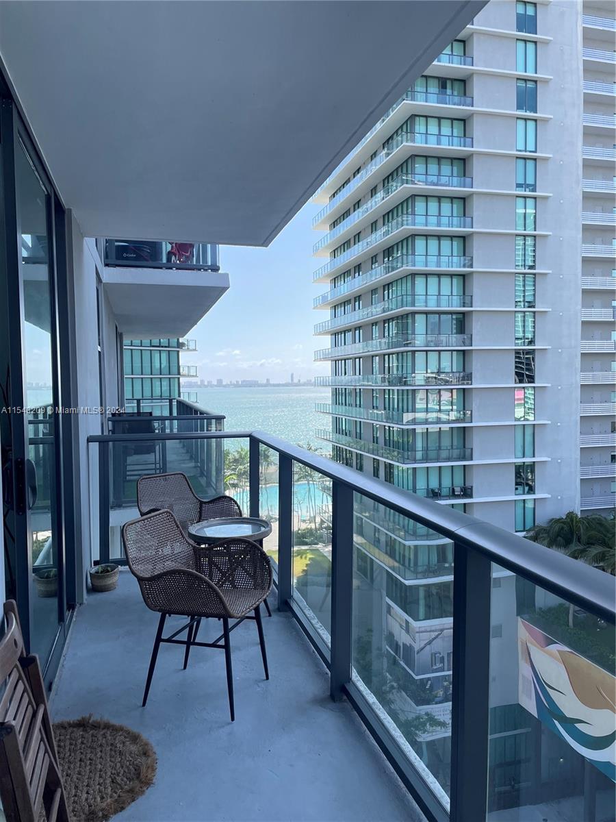 501 NE 31st St 907, Miami, Florida 33137, 1 Bedroom Bedrooms, ,1 BathroomBathrooms,Residentiallease,For Rent,501 NE 31st St 907,A11543209