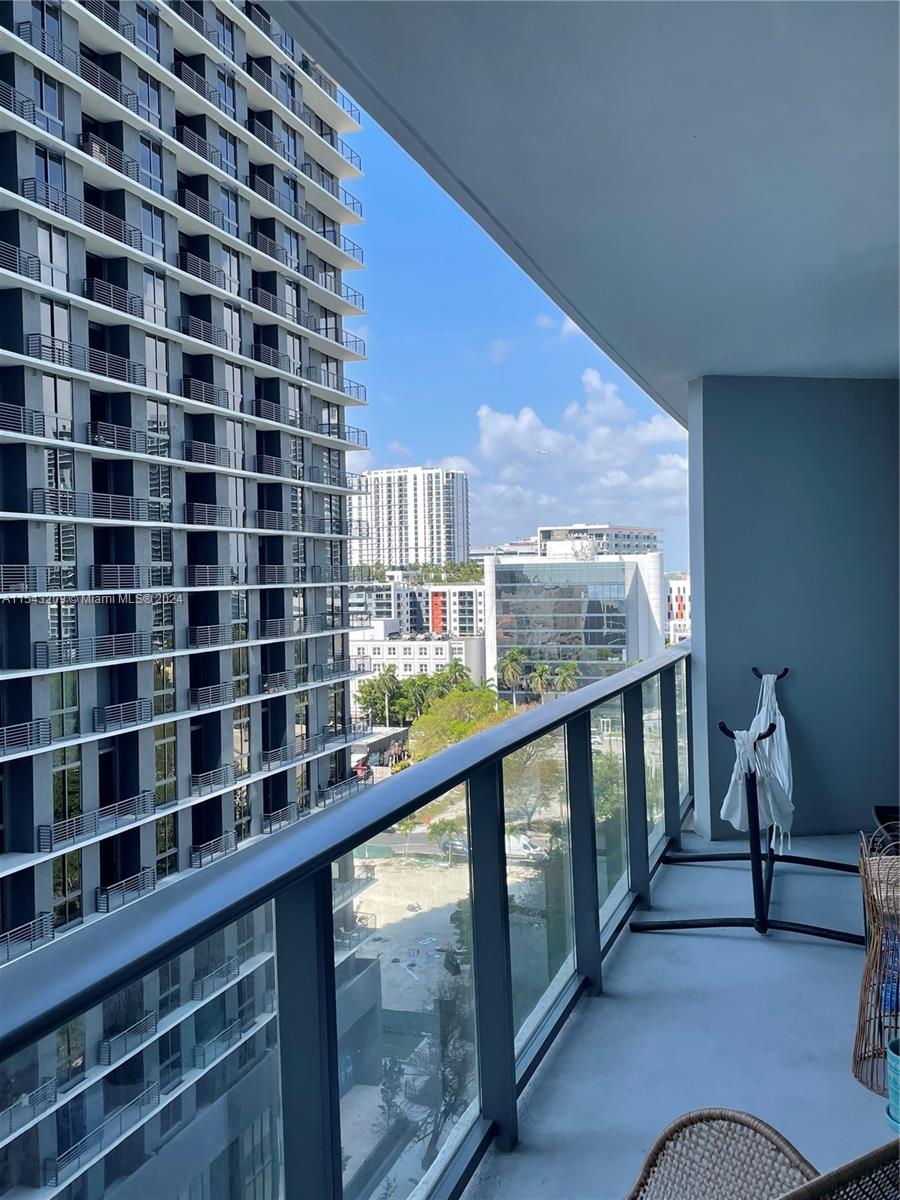 501 NE 31st St 907, Miami, Florida 33137, 1 Bedroom Bedrooms, ,1 BathroomBathrooms,Residentiallease,For Rent,501 NE 31st St 907,A11543209