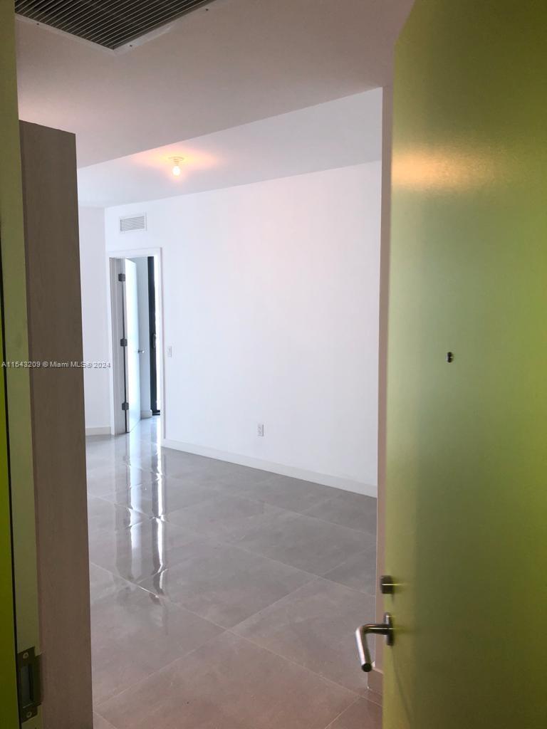 501 NE 31st St 907, Miami, Florida 33137, 1 Bedroom Bedrooms, ,1 BathroomBathrooms,Residentiallease,For Rent,501 NE 31st St 907,A11543209