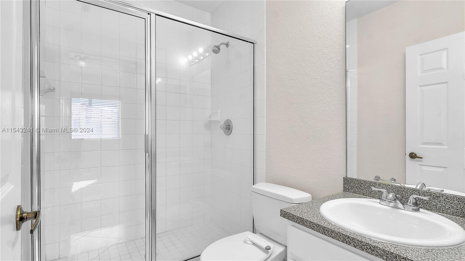 3310 Palomino 624-6, Davie, Florida 33024-2345, 2 Bedrooms Bedrooms, ,2 BathroomsBathrooms,Residential,For Sale,3310 Palomino 624-6,A11543241