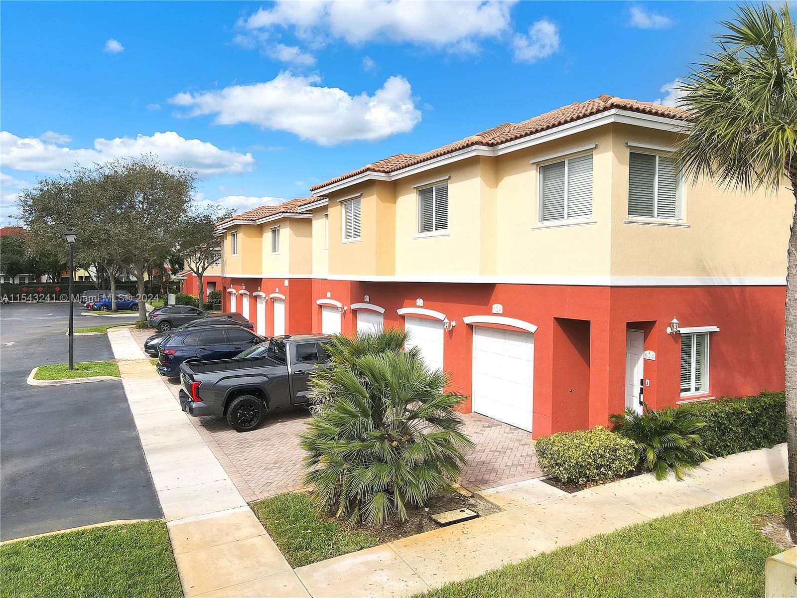 3310 Palomino 624-6, Davie, Florida 33024-2345, 2 Bedrooms Bedrooms, ,2 BathroomsBathrooms,Residential,For Sale,3310 Palomino 624-6,A11543241