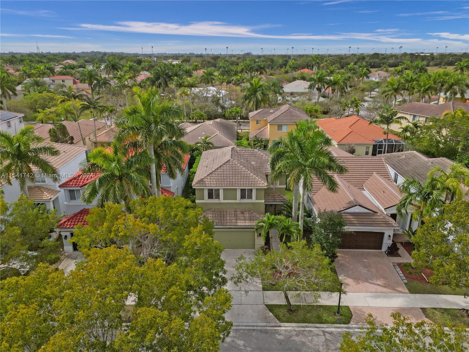 1052 Golden Cane Dr, Weston, FL, 33327 United States, 4 Bedrooms Bedrooms, ,2 BathroomsBathrooms,Residential,For Sale,Golden Cane Dr,A11541742